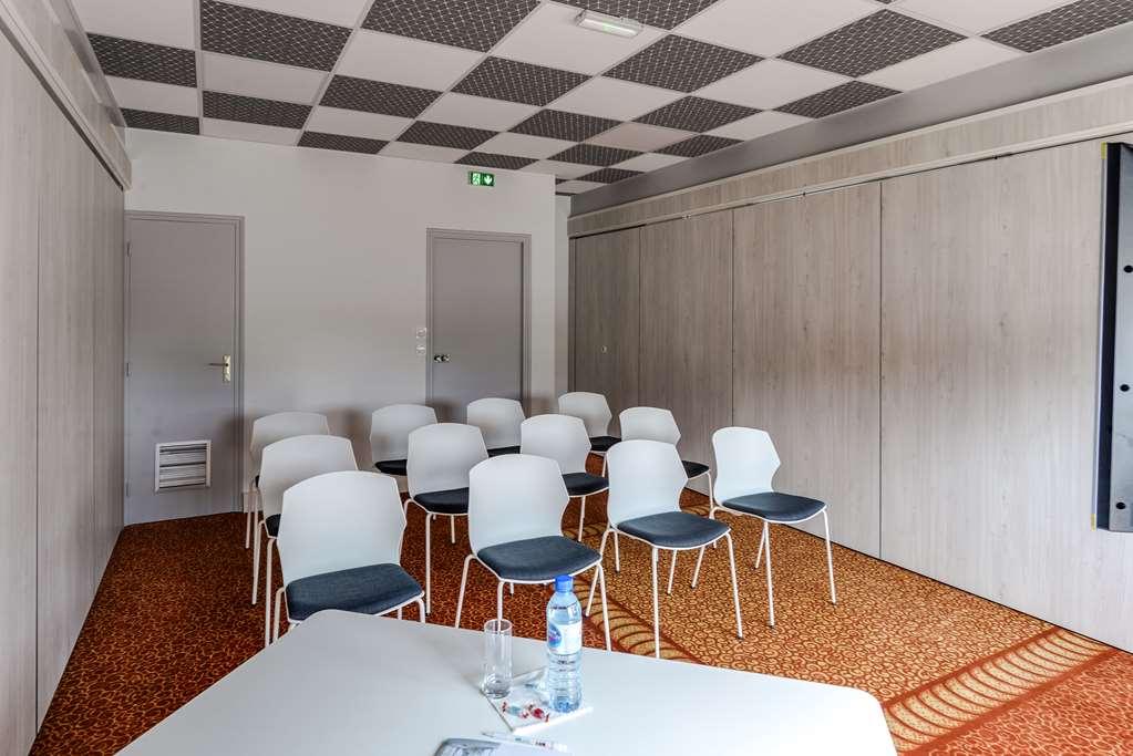 Brit Hotel Rennes Cesson 設備 写真